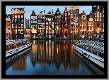 Holandia, Amsterdam, Kanał wodny, Statki rzeczne, Odbicie, Budynki